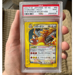 Charizard 1. Edition Mysterious Mountains PSA 9